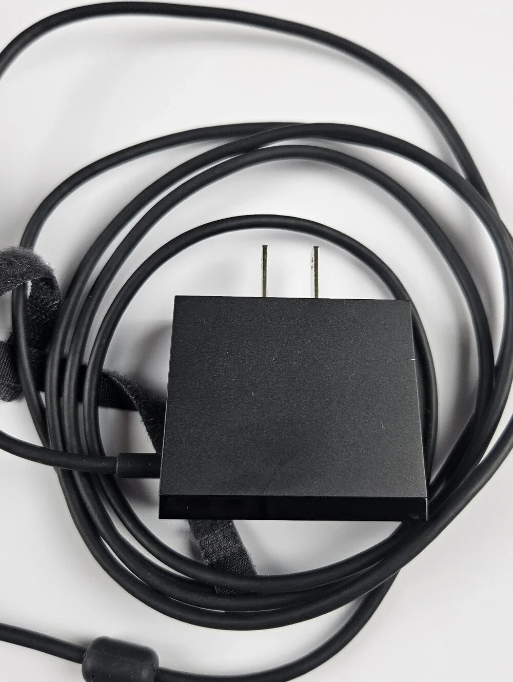 Google Chromecast 2nd Gen HDMI Streaming Media Player w/ OEM Power Adapter HDMI